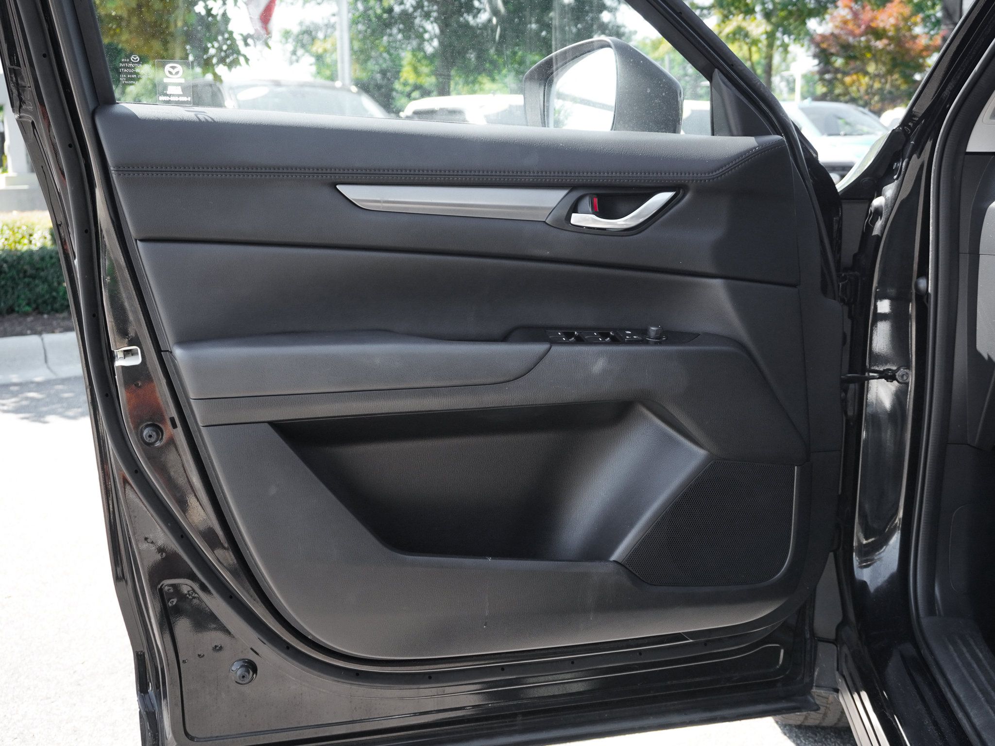 Used 2025 MAZDA CX-5 AWD 2.5 S w/ Preferred Package image 13