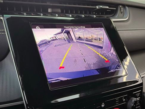 Used 2023 Jeep Grand Cherokee L Laredo image 49