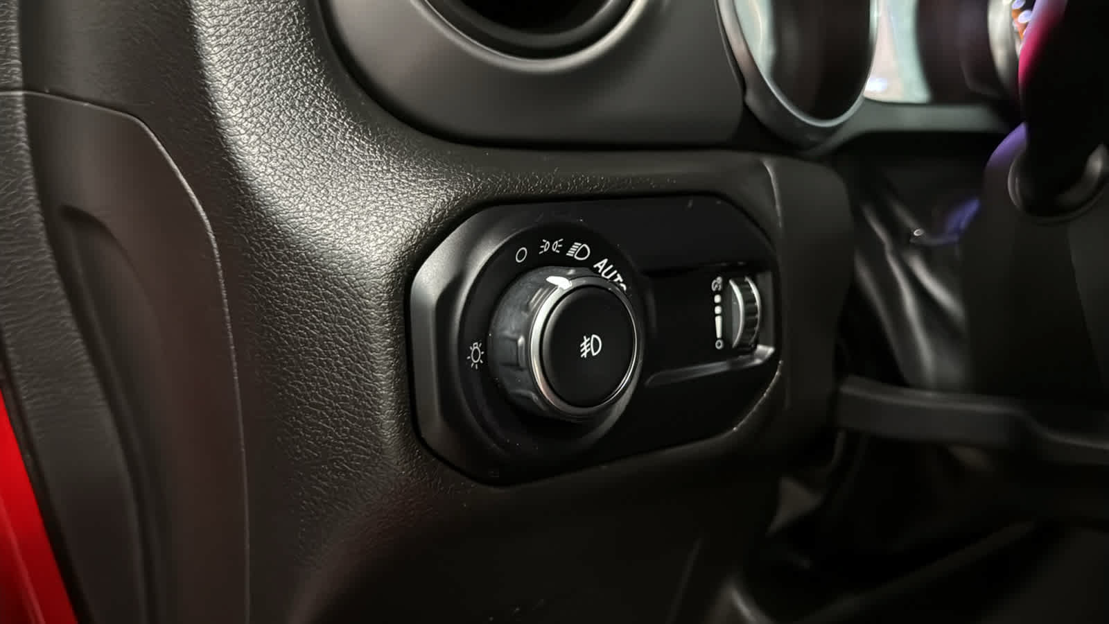Used 2023 Jeep Wrangler Unlimited Sport AWD/4WD image 23