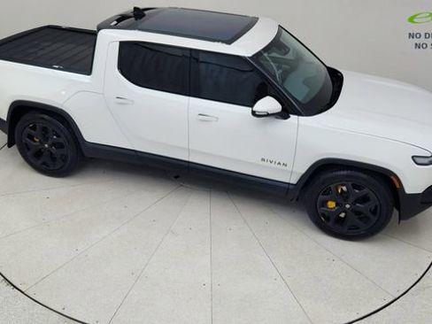 Used 2025 Rivian R1T Premium AWD/4WD image 73