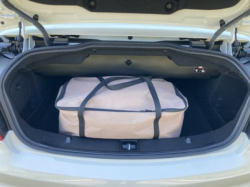 Used 2017 Mercedes-Benz E 550 Cabriolet image 37