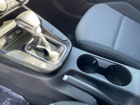 Used 2025 Kia Soul LX w/ LX Technology Package image 39