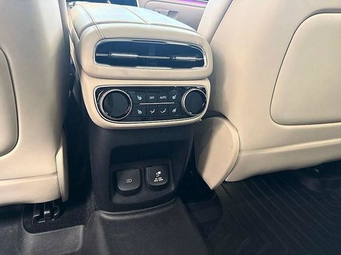 Used 2024 Genesis GV80 3.5T Advanced AWD/4WD image 22