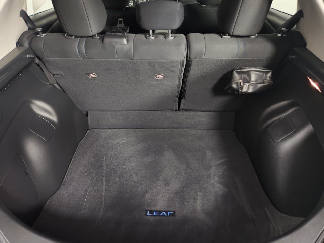 Used 2025 Nissan Leaf S FWD image 20