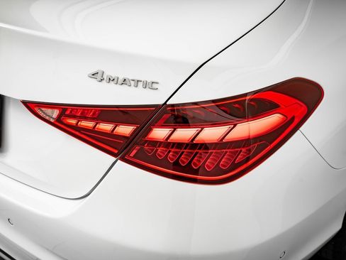 Certified 2025 Mercedes-Benz C 300 4MATIC Sedan image 17