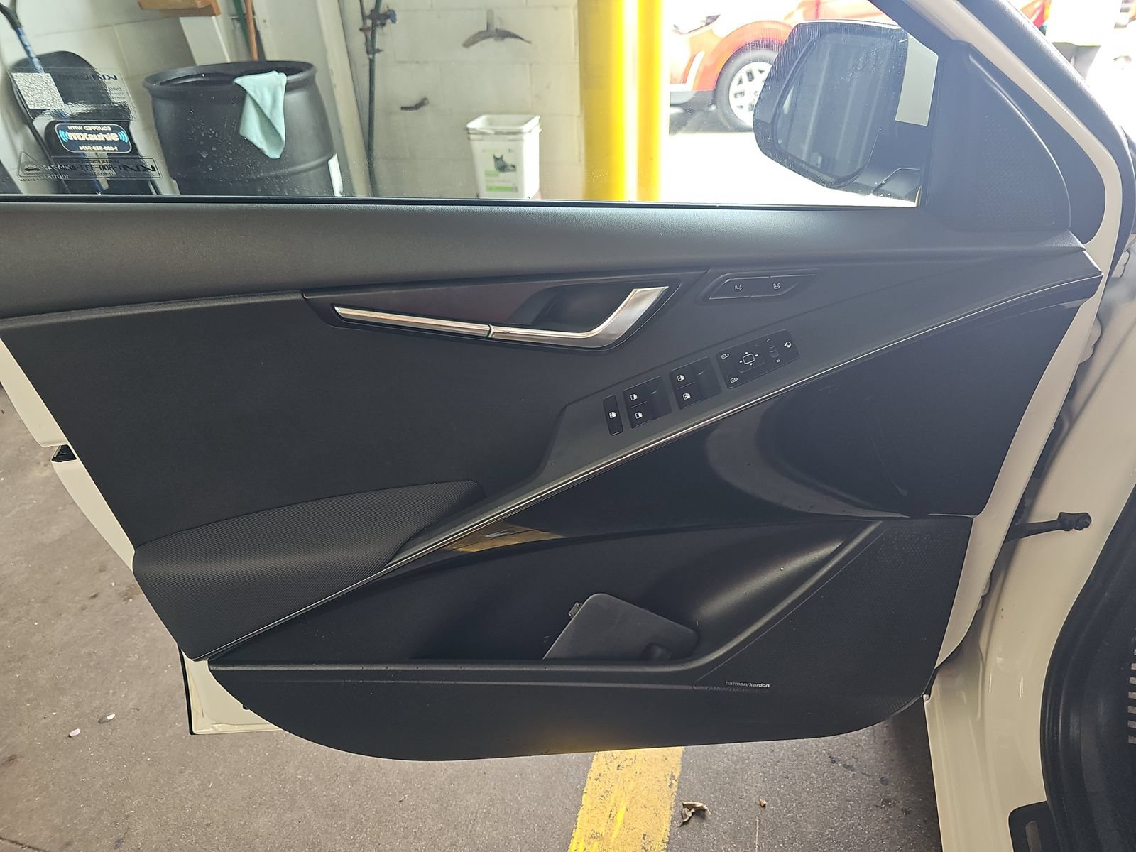 Used 2023 Kia Niro Wave FWD image 12