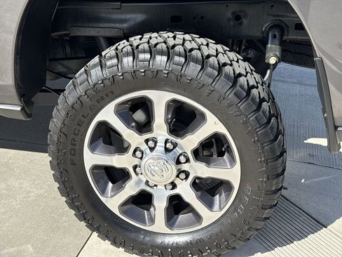 Used 2022 RAM 2500 Big Horn w/ Cold Weather Group image 30