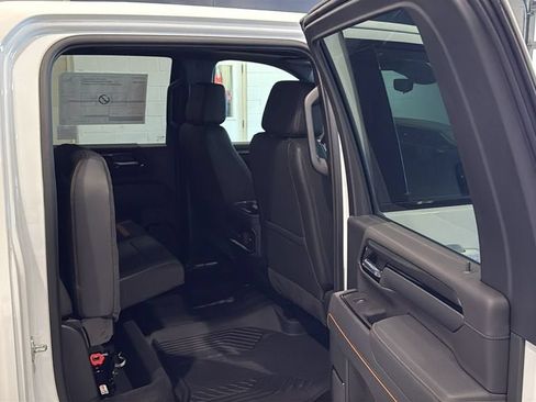 New 2026 GMC Sierra 2500 AT4 w/ AT4 Premium Plus Package AWD/4WD image 16