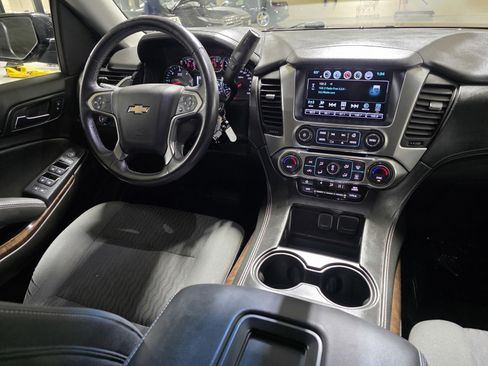 Used 2017 Chevrolet Tahoe LS image 21