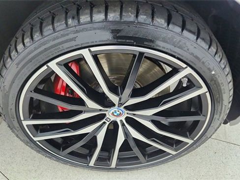 Used 2023 BMW X5 M50i w/ Executive Package image 60