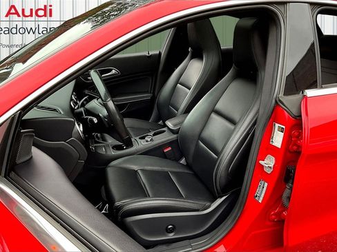 Used 2018 Mercedes-Benz CLA 250 4MATIC image 21