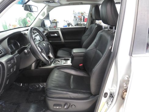 Used 2014 Toyota 4Runner Limited AWD/4WD image 14