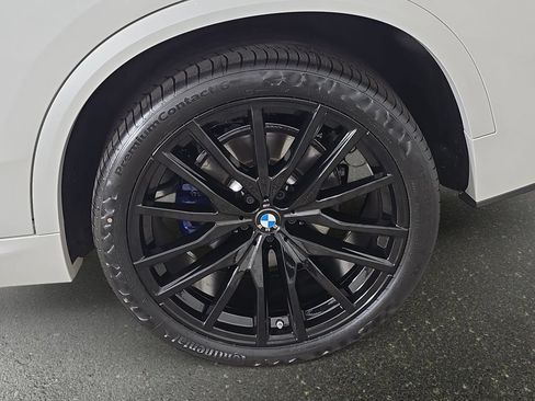 Used 2024 BMW X5 xDrive40i w/ M Sport Package AWD/4WD image 35