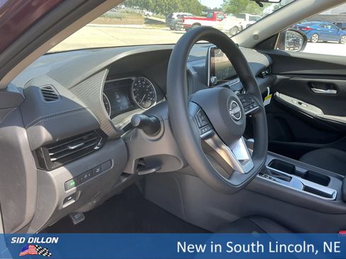 New 2025 Nissan Sentra SV image 6