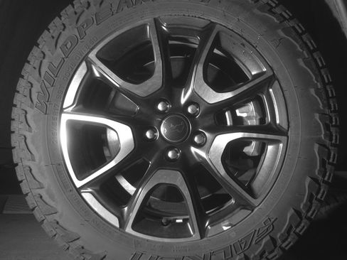 Used 2025 Jeep Compass Trailhawk AWD/4WD image 13