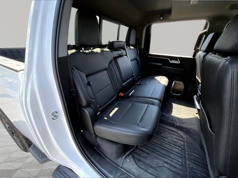 Used 2026 GMC Sierra 2500 Denali w/ Denali Reserve Package AWD/4WD image 26