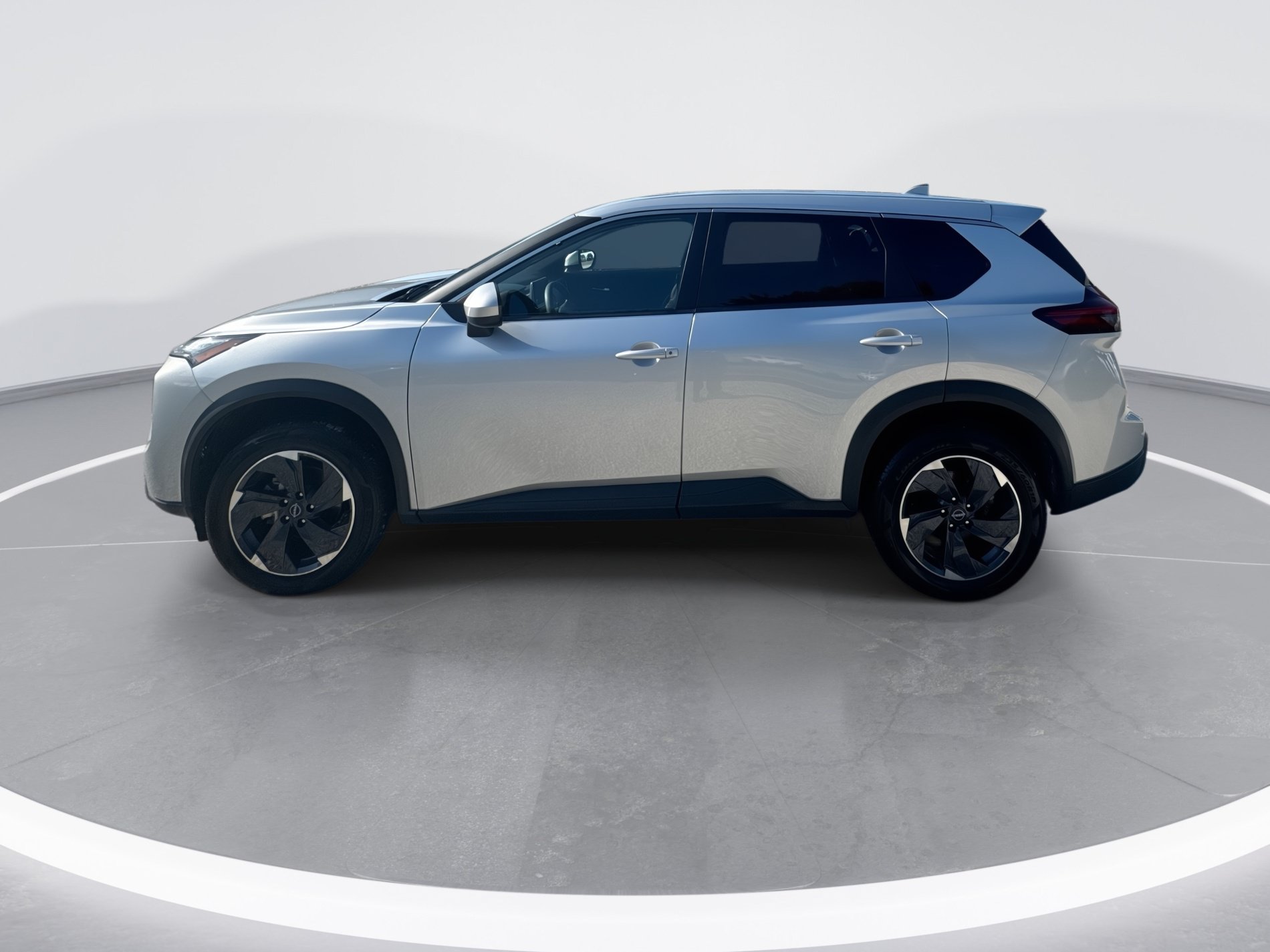 Used 2024 Nissan Rogue SV FWD image 7