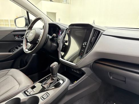 Used 2024 Subaru Crosstrek 2.5i Limited w/ Crosstrek Mirror Package AWD/4WD image 24