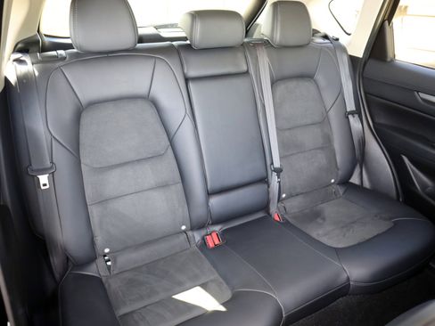 Used 2019 MAZDA CX-5 Touring image 41