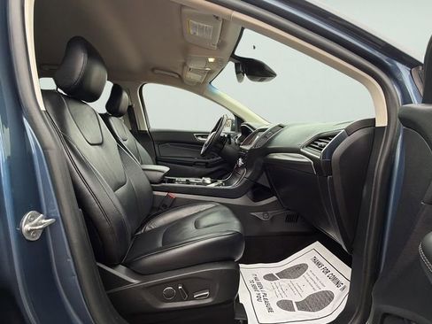 Used 2019 Ford Edge Titanium AWD/4WD image 11