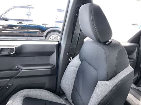 New 2025 Ford Bronco 4-Door image 22