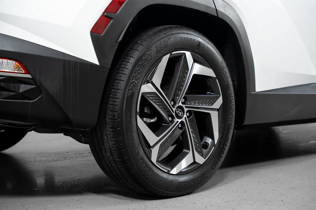 Certified 2024 Hyundai Tucson SEL w/ Convenience Package FWD image 8