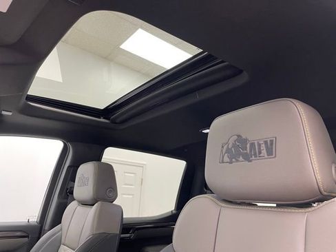 New 2026 Chevrolet Silverado 1500 ZR2 AWD/4WD image 9