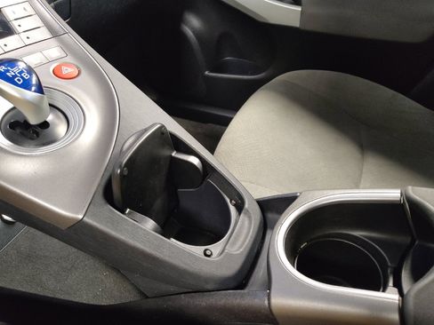 Used 2015 Toyota Prius Three FWD image 26