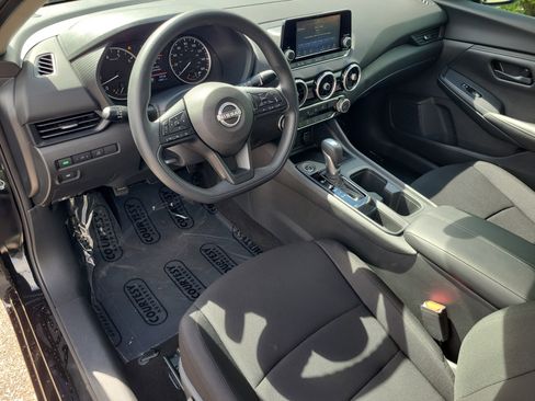 Certified 2025 Nissan Sentra S image 20