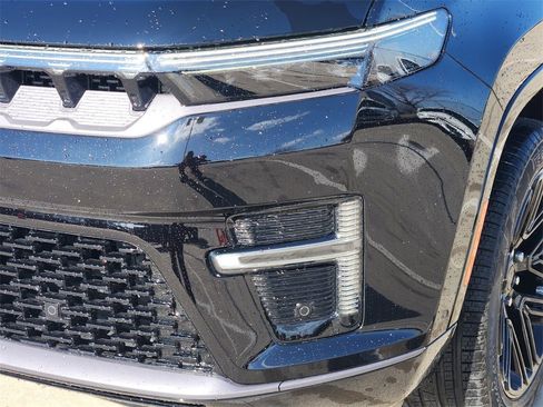 New 2026 Jeep Grand Wagoneer L Limited image 6