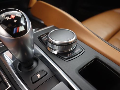 Used 2017 BMW X5 M image 56