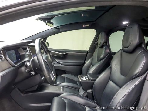 Used 2018 Tesla Model X P100D image 13