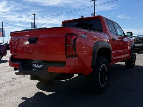 Used 2024 Toyota Tacoma TRD Off-Road image 8
