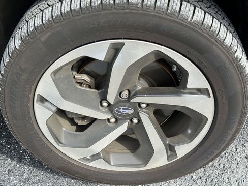 Used 2022 Subaru Forester Touring AWD/4WD image 10