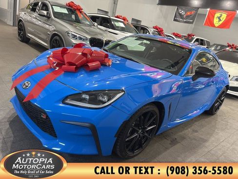 Used 2024 Toyota GR86 Premium image 2