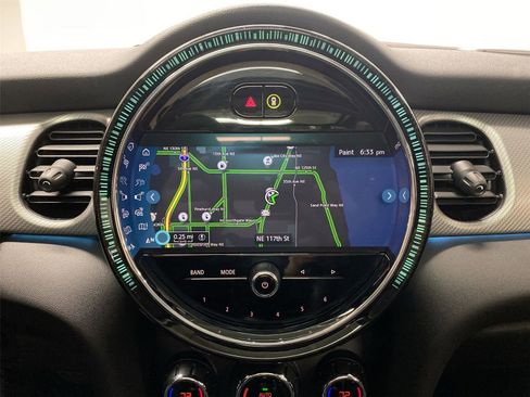 Certified 2024 MINI Cooper SE image 24