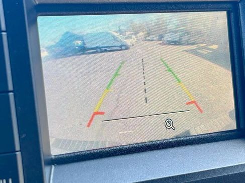 Used 2018 Ford F250 XL w/ Power Equipment Group image 21