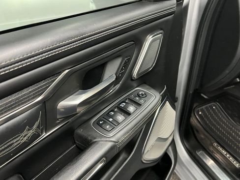 Used 2019 RAM 1500 Limited image 11