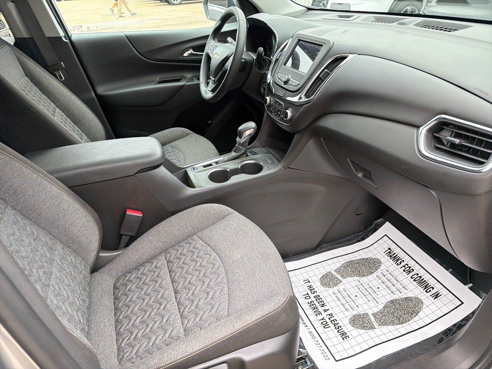 Used 2024 Chevrolet Equinox LT FWD image 13
