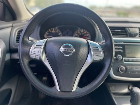 Used 2017 Nissan Altima 2.5 S w/ Power Driver Seat Package FWD image 14