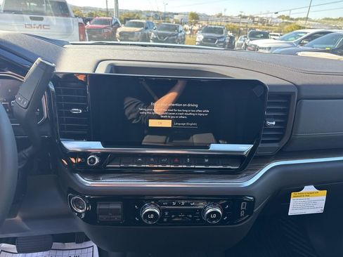 New 2026 GMC Sierra 1500 Elevation image 19