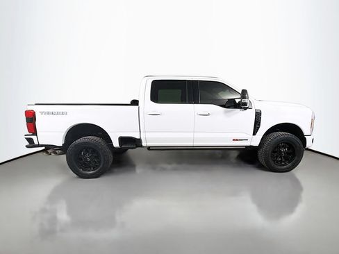 Used 2025 Ford F350 Lariat w/ Lariat Ultimate Package AWD/4WD image 5