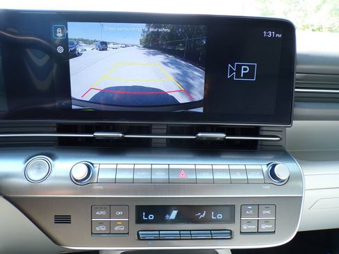 Certified 2024 Hyundai Kona SEL AWD/4WD image 25