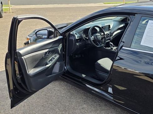 Used 2025 Nissan Sentra S image 38