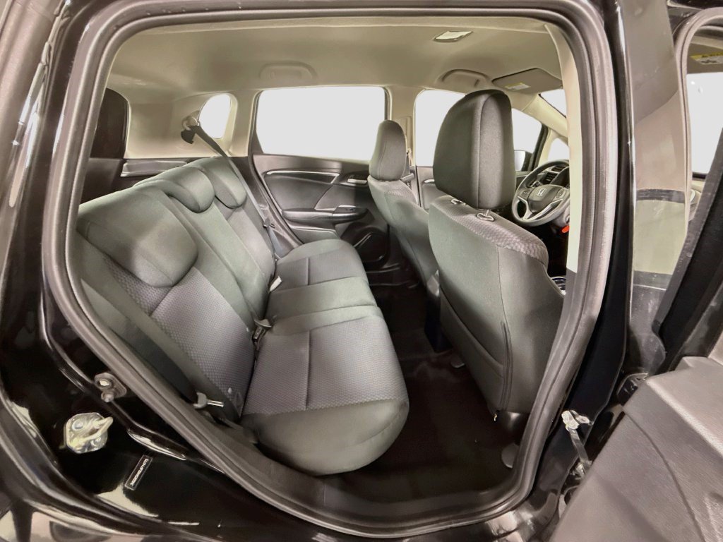Used 2020 Honda Fit LX image 25