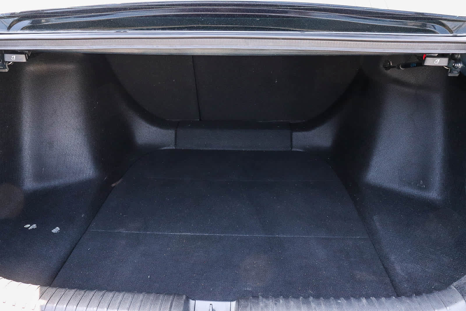 Used 2023 Honda Accord EX image 16