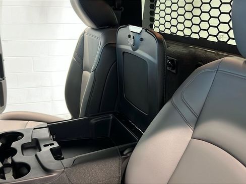 New 2024 RAM 3500 Tradesman AWD/4WD image 18
