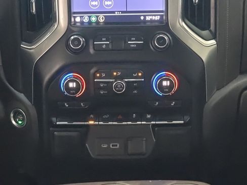 Used 2019 Chevrolet Silverado 1500 LT w/ All-Star Edition image 22