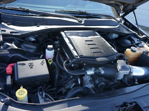 Used 2012 Chrysler 300 SRT8 image 2