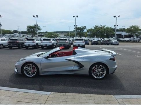 Used 2026 Chevrolet Corvette Stingray Premium Conv w/ Z51 Performance Package RWD image 5